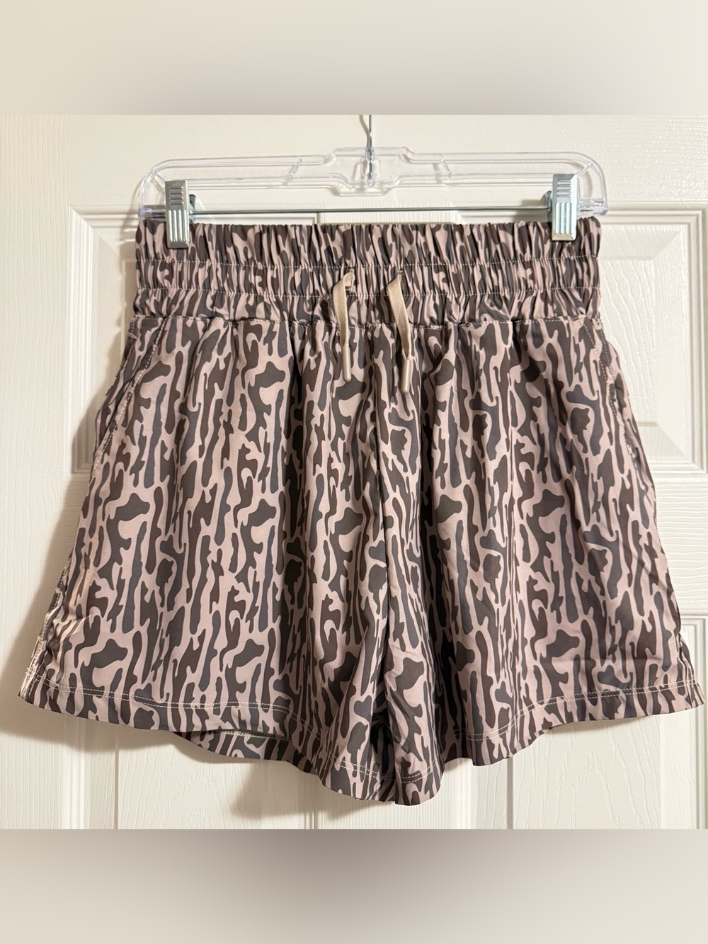Women's Taupe Camo Print Athletic Drawstring Shorts